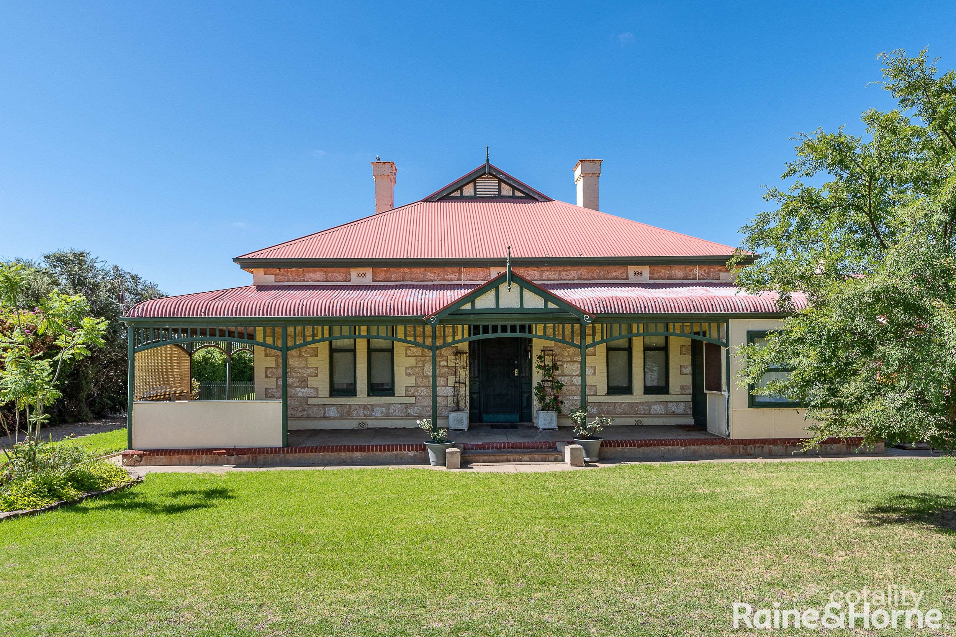 10 Coronation Rd, Strathalbyn, SA 5255