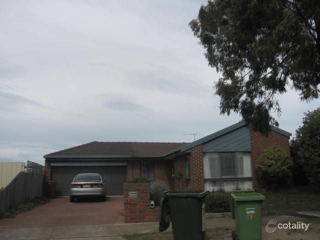 17 Amesbury Ave, Craigieburn, VIC 3064
