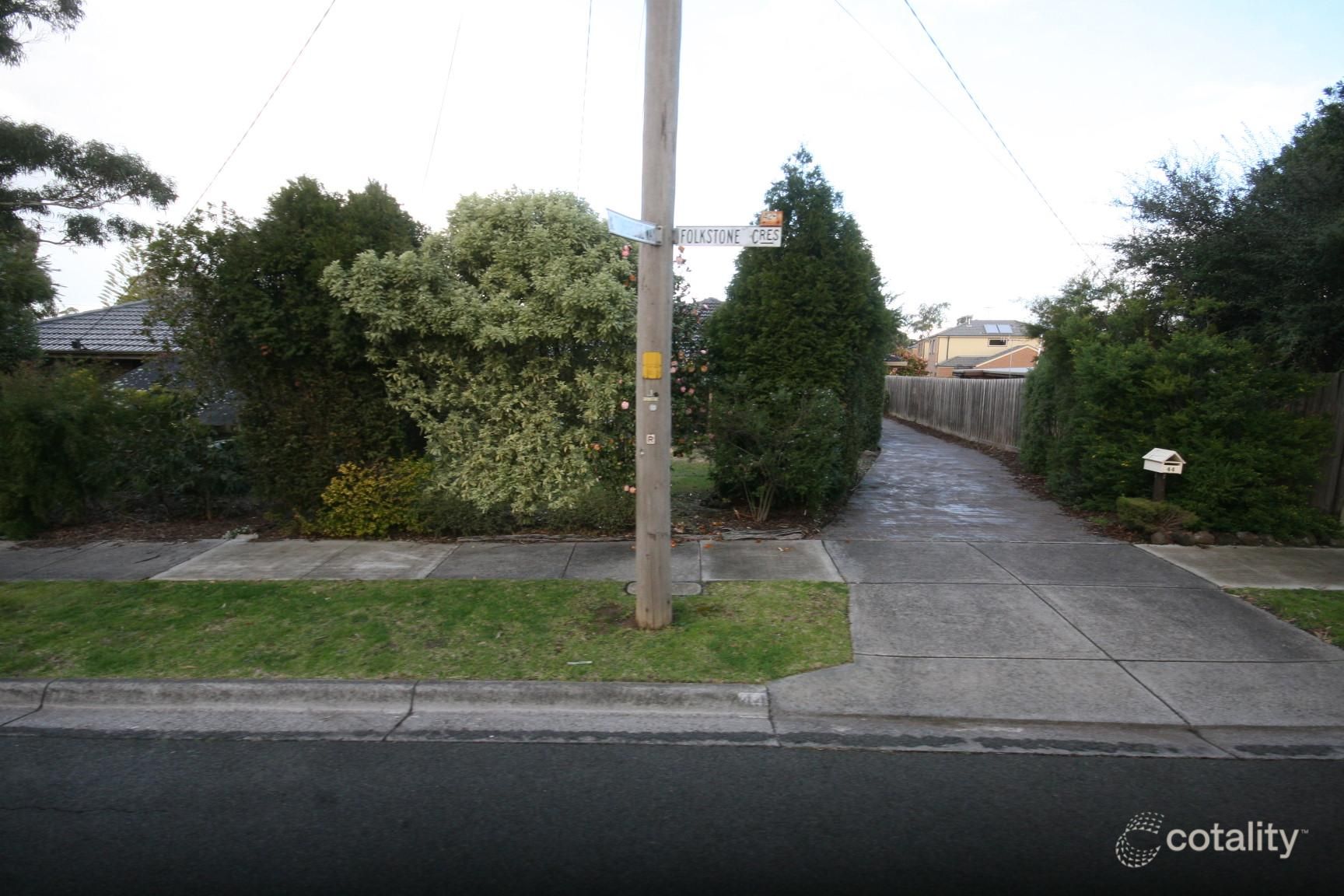 44 Folkstone Cres, Ferntree Gully, VIC 3156