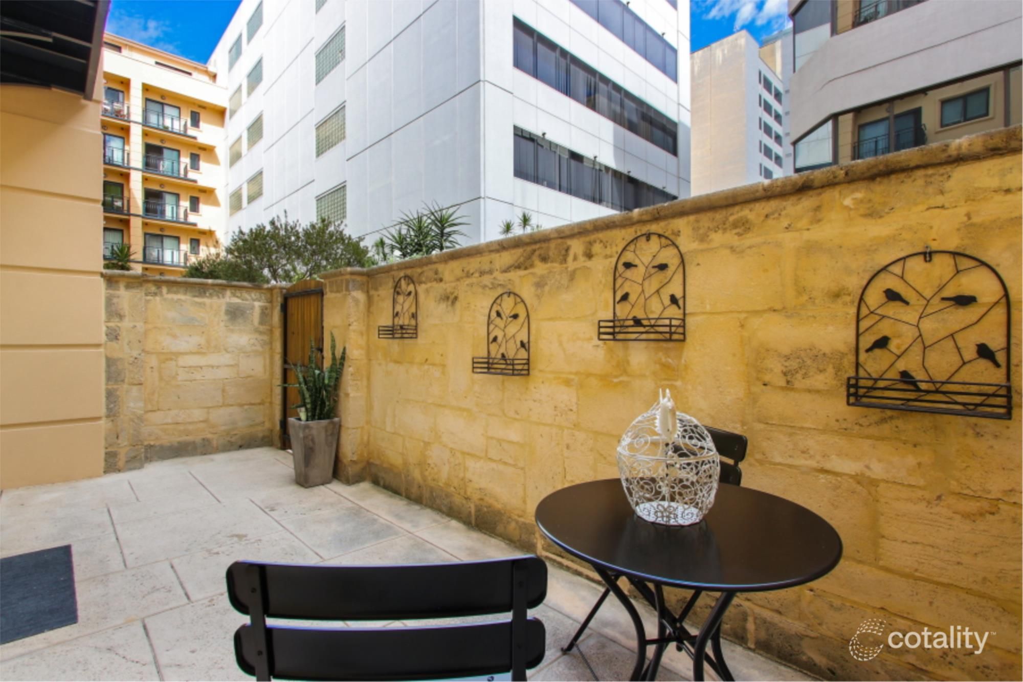 305/9 Victoria Ave, Perth, WA 6000