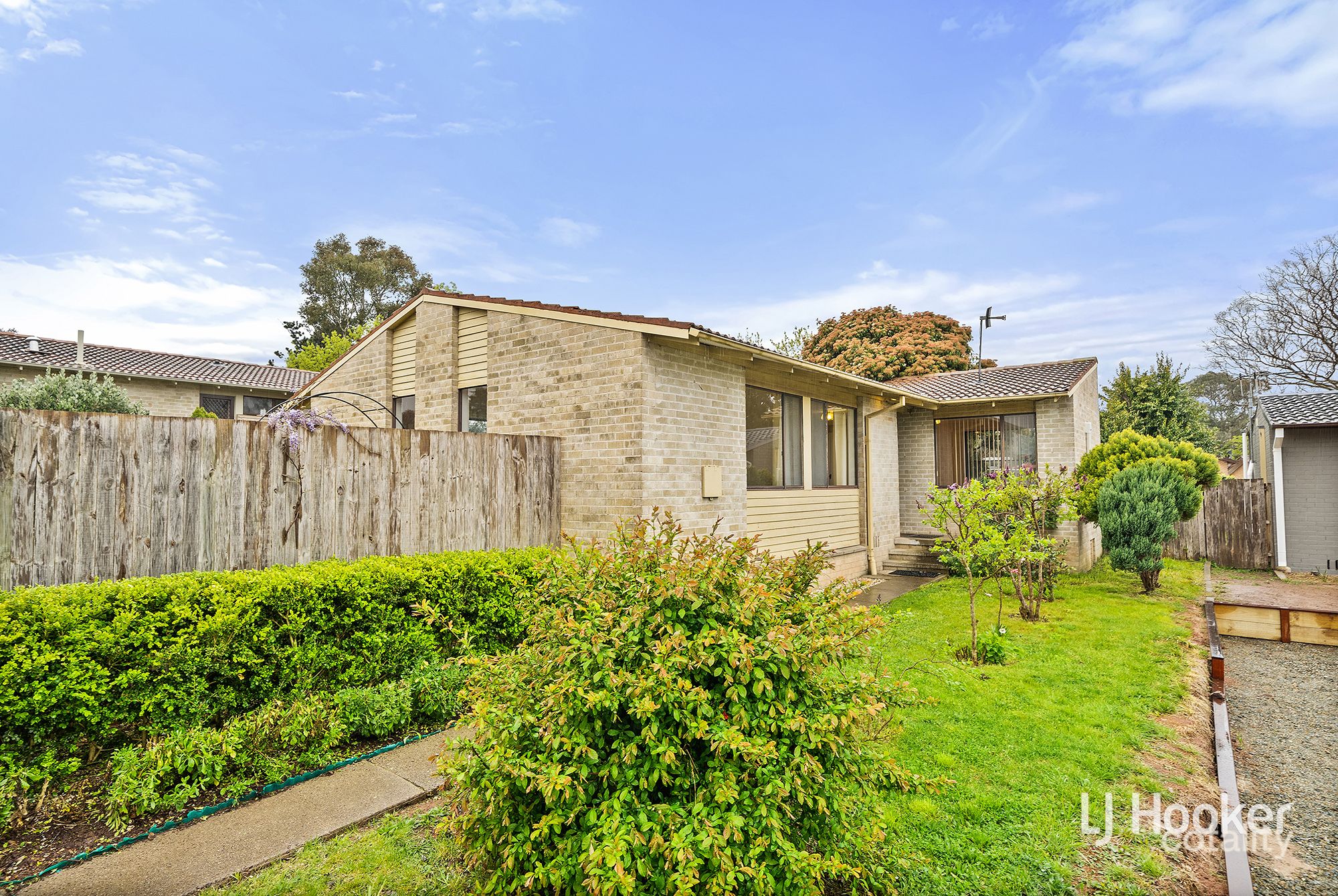 9 Donnison Pl, Charnwood, ACT 2615