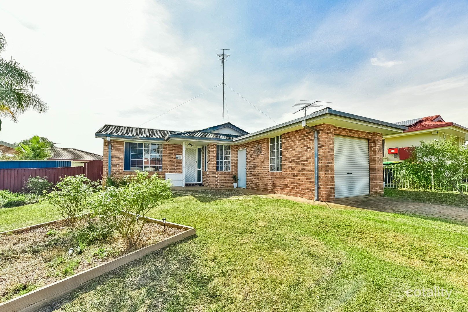 18 Blackwood Ave, Minto, NSW 2566
