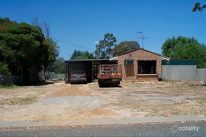 1 Wilson Rd, Pinjarra, WA 6208