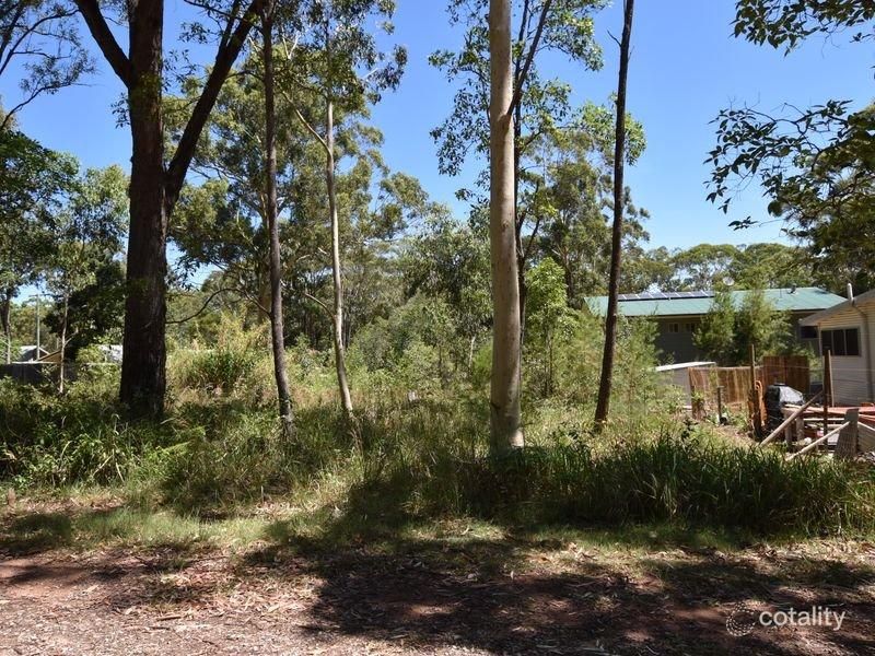 6 Dempsey St, Russell Island, QLD 4184