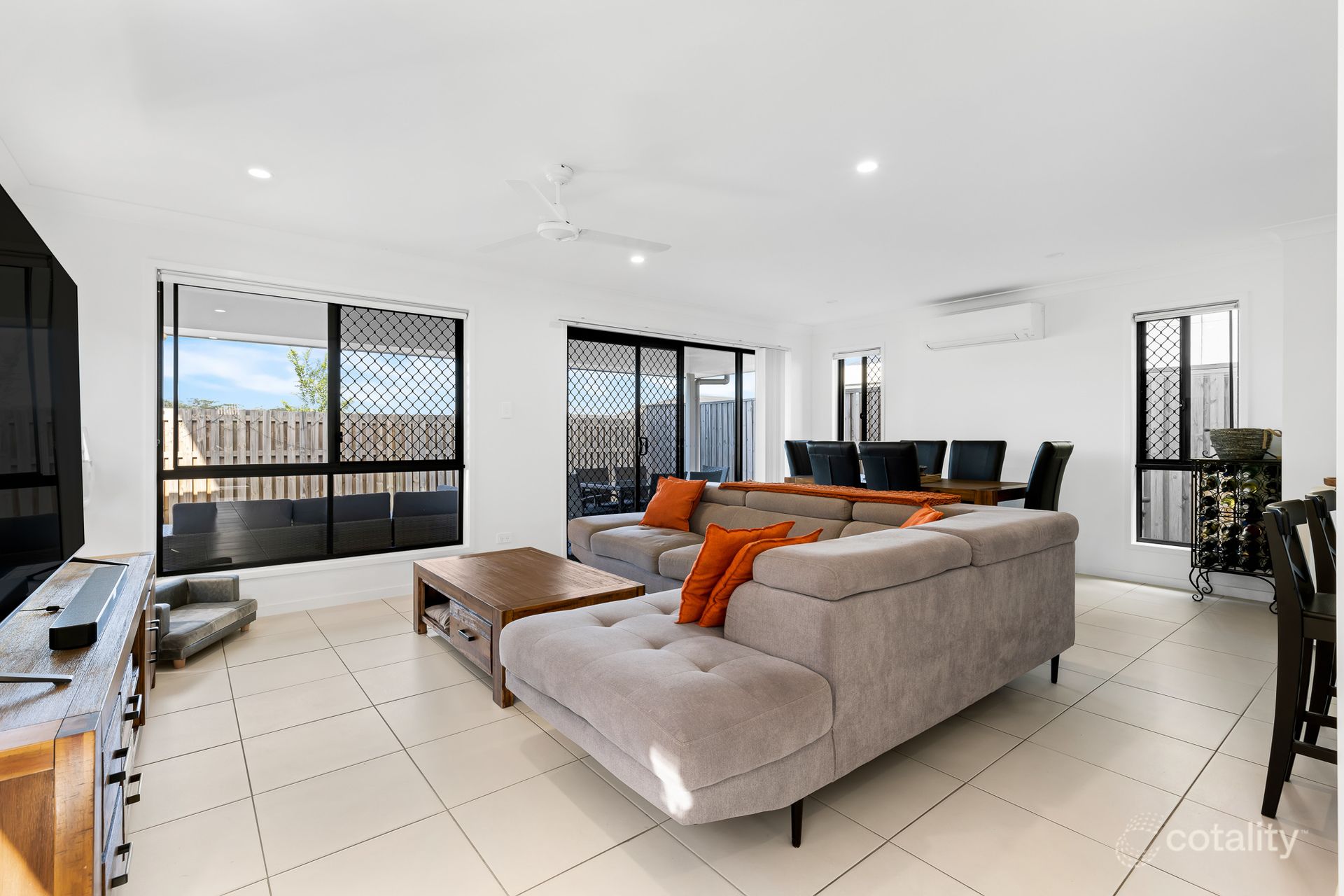 21 Raniga Dr, Bellbird Park, QLD 4300