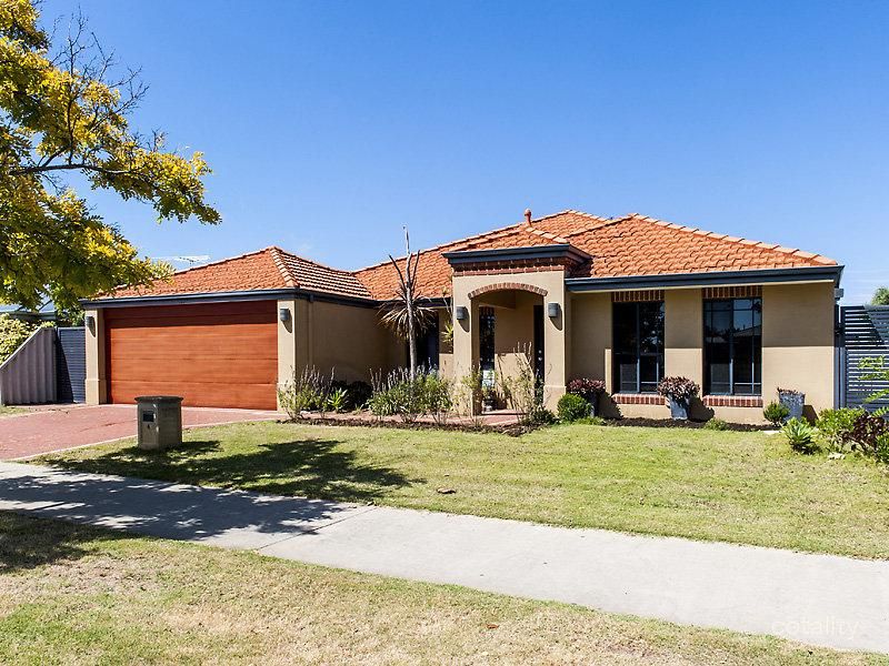 4 Laguardia Loop, Port Kennedy, WA 6172