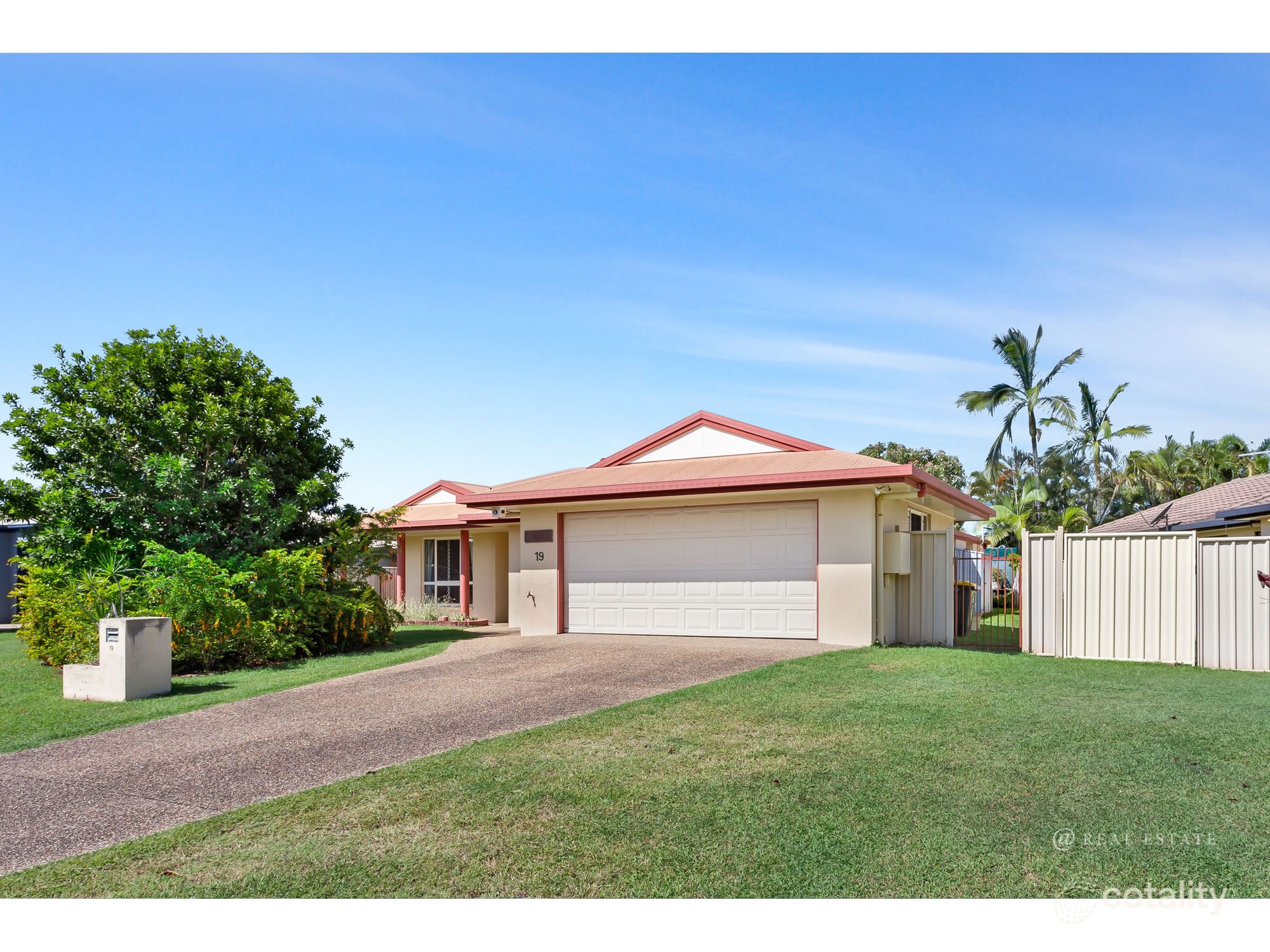 19-21 Antarctic St, Yeppoon, QLD 4703