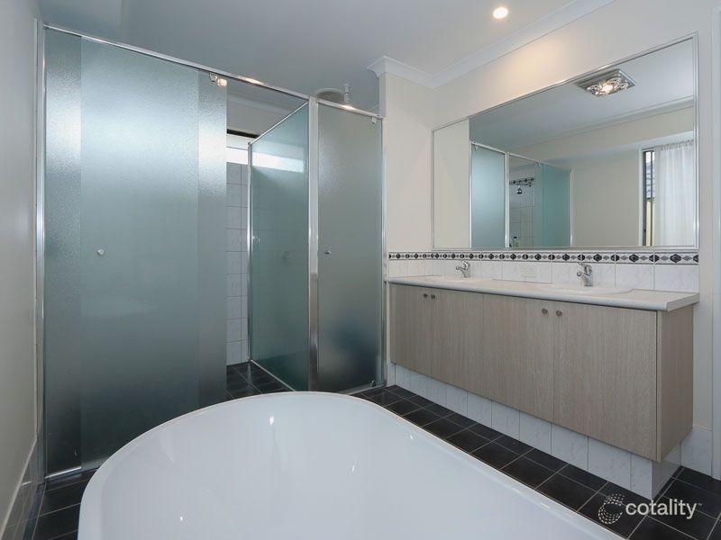 12 Juncea Way, Hammond Park, WA 6164