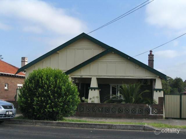 28 Russell St, Russell Lea, NSW 2046