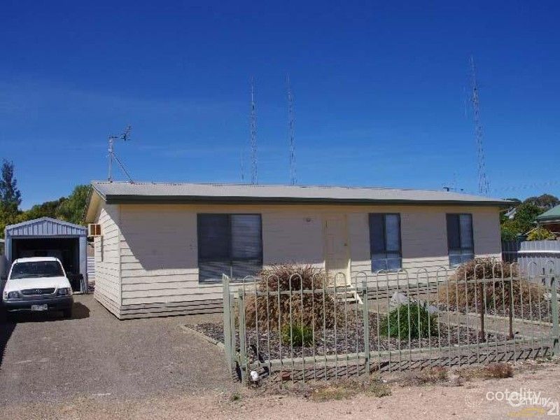 14 Moonta Rd, Moonta Bay, SA 5558