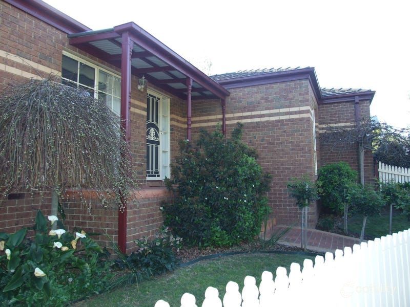 60 Elmhurst Rd, Blackburn, VIC 3130