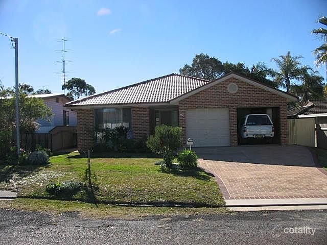 42 First Ave, Toukley, NSW 2263