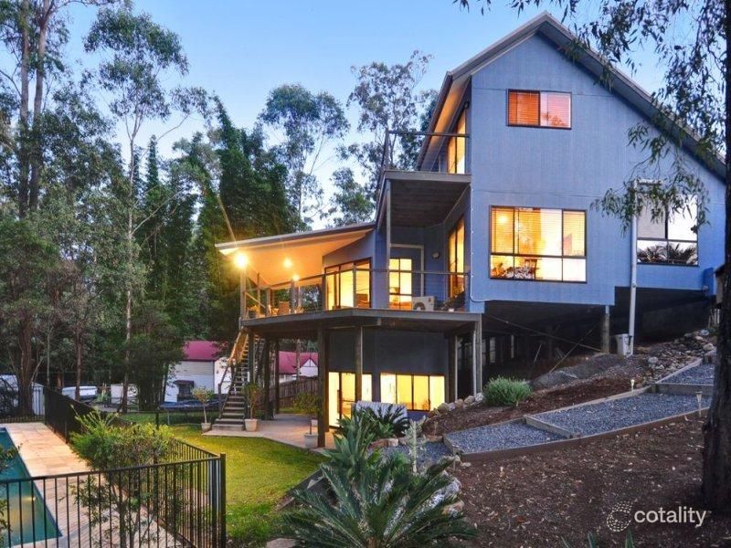 17 The Oval Dr, Mount Nathan, QLD 4211