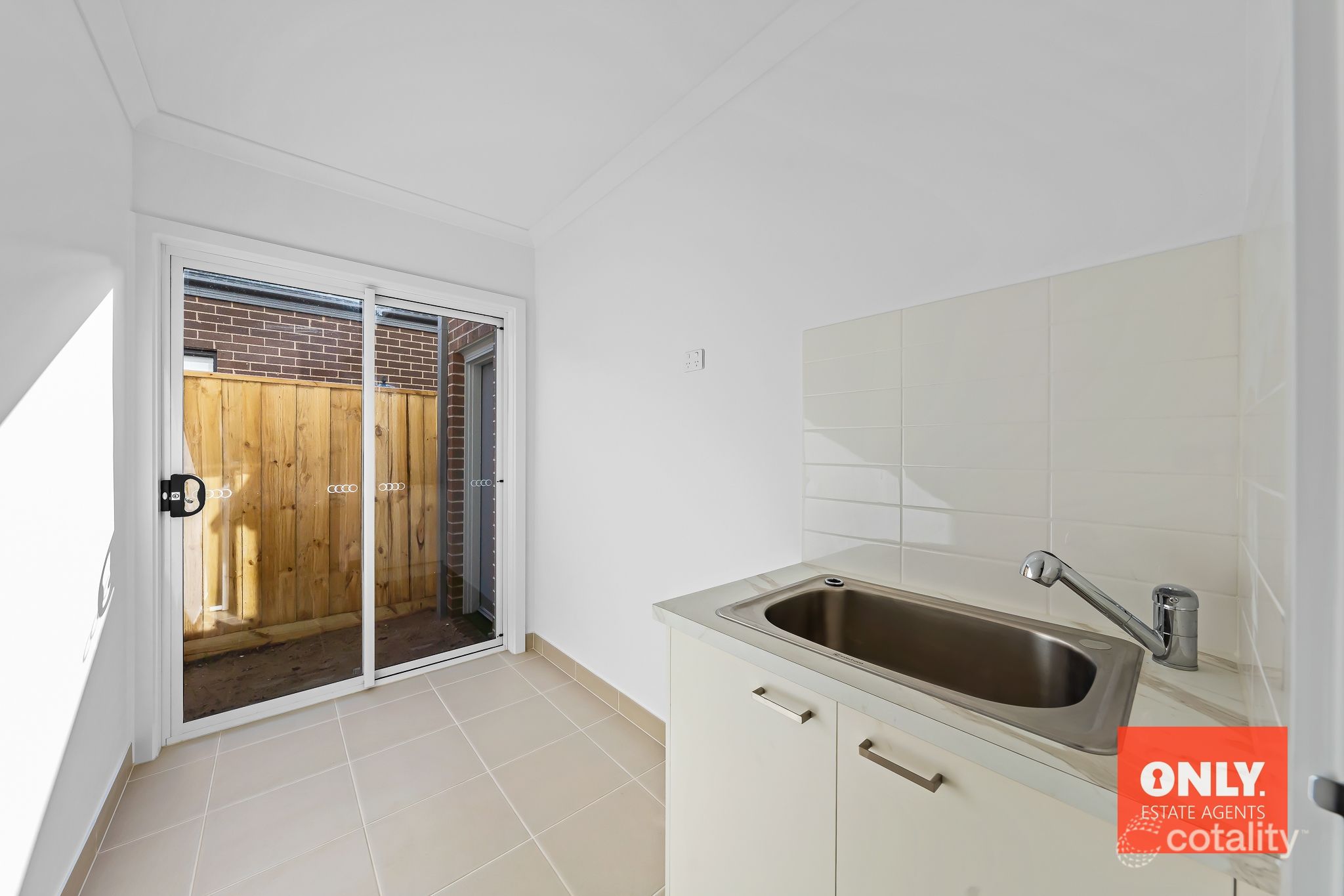 14 Inclusion Rd, Clyde North, VIC 3978