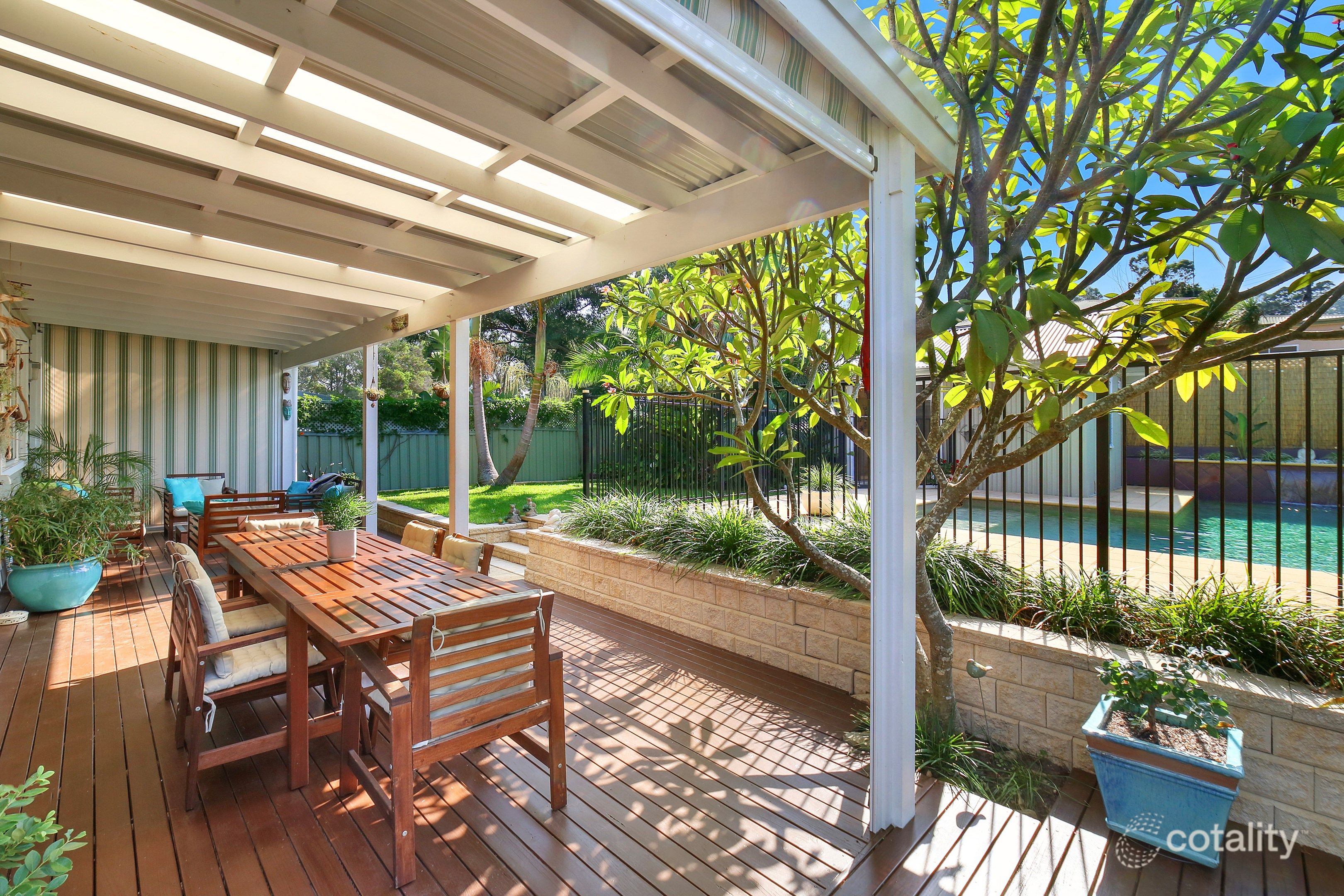 73 Patrick Cres, Saratoga, NSW 2251