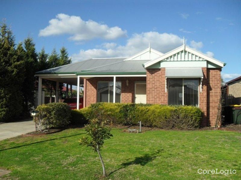 19 Blackbird Cct, Lara, VIC 3212