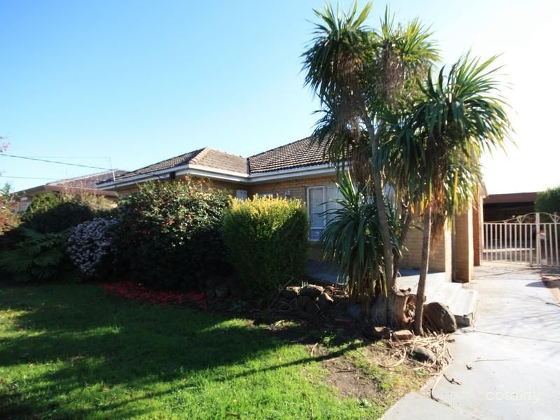 4 Tarana Ave, Glenroy, VIC 3046