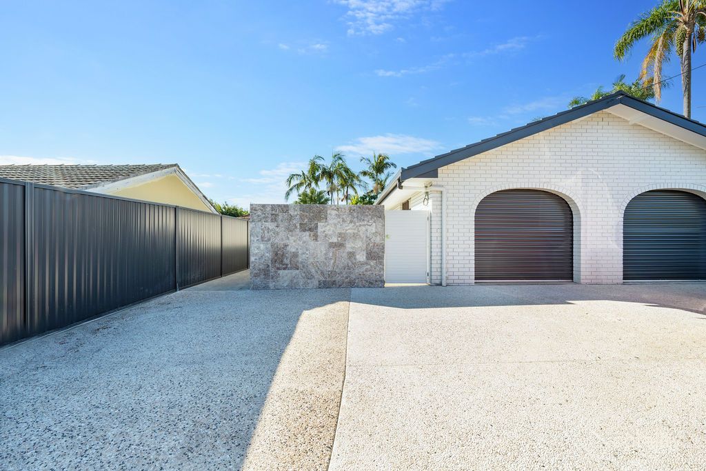 1/37 Shirley St, Southport, QLD 4215