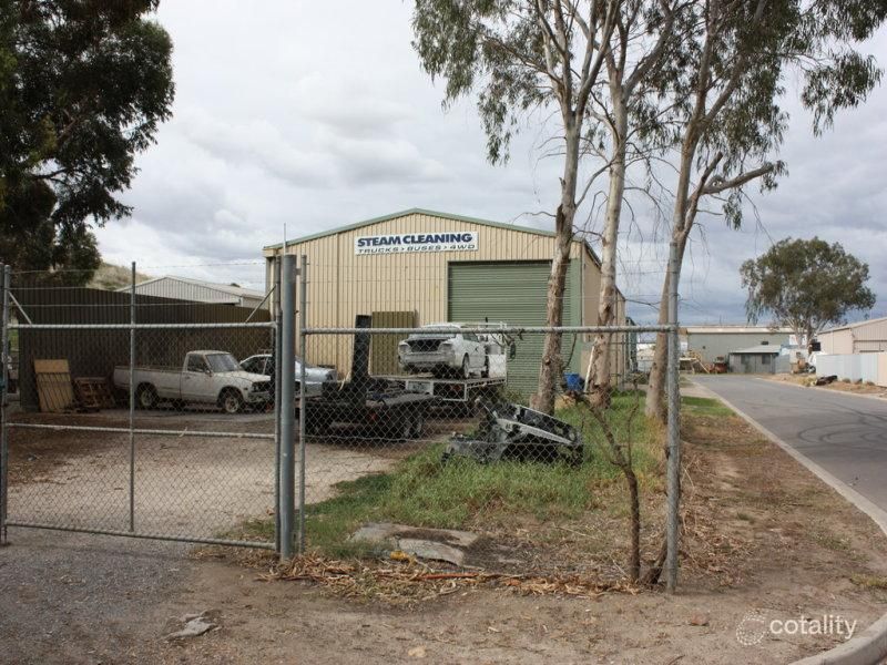 26 Nixon Rd, Wingfield, SA 5013