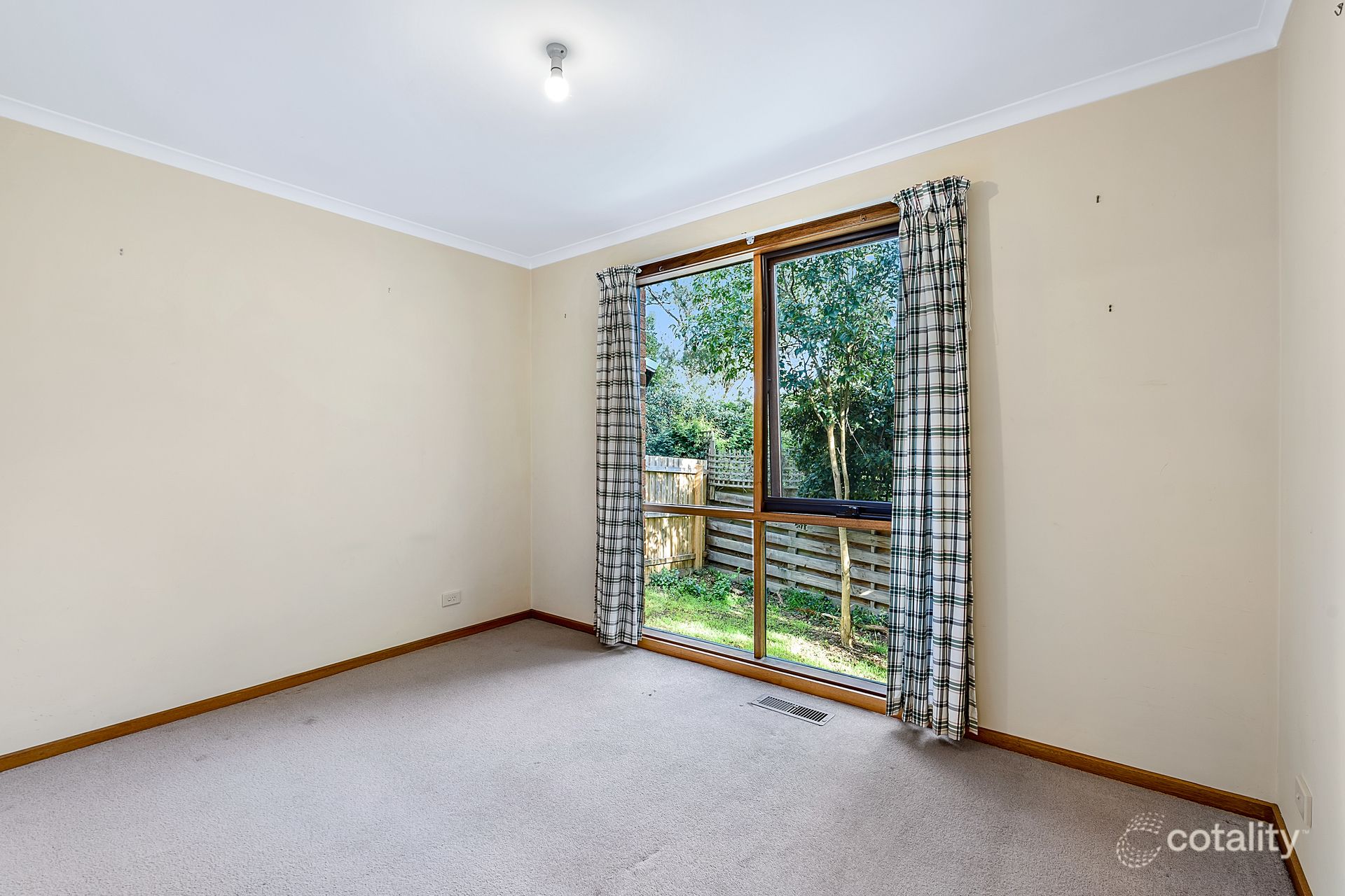 21 Thomas St, Eltham, VIC 3095