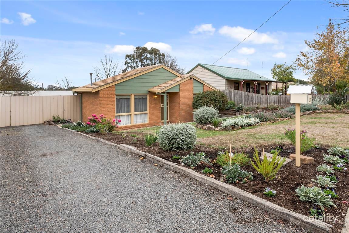 31 Jacobs Ave, Kyneton, VIC 3444