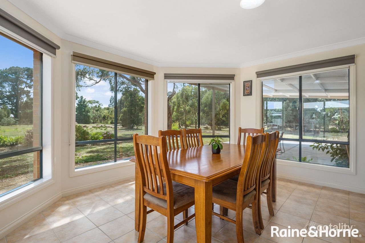 141 Sutherlands Rd, Riddells Creek, VIC 3431