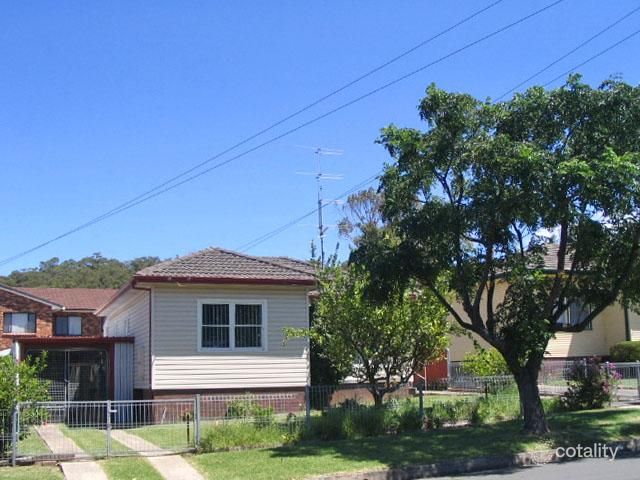 59 Strata Ave, Barrack Heights, NSW 2528