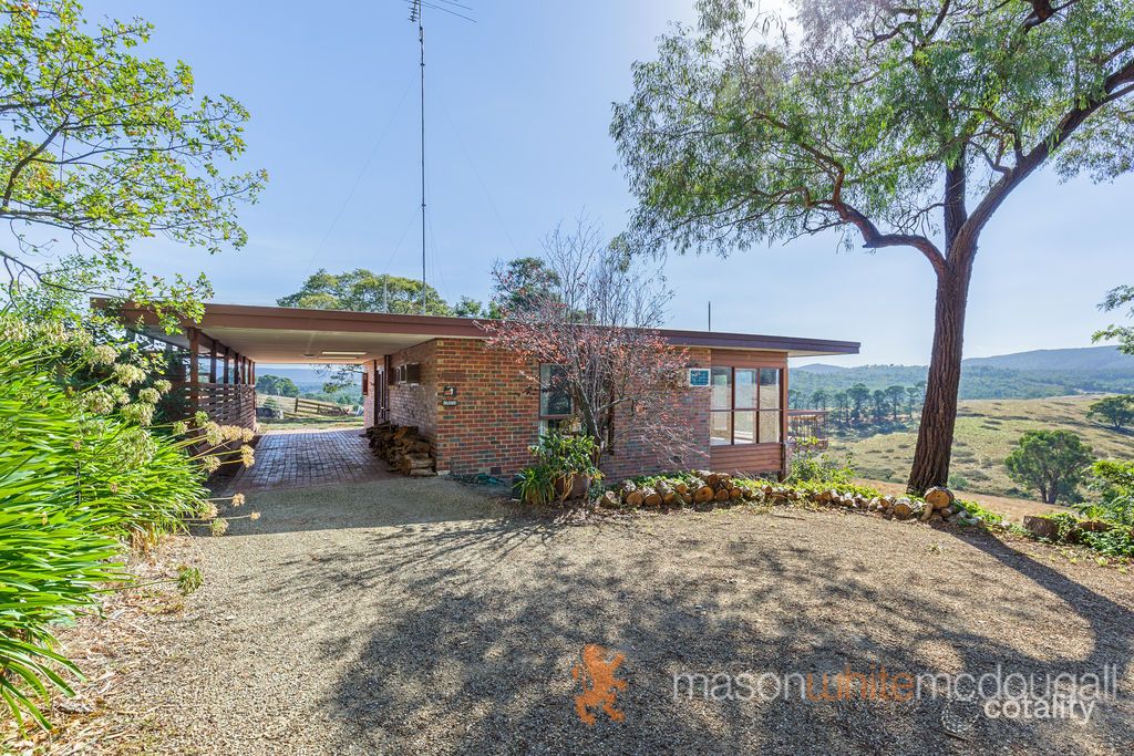 305 Buttermans Trk, St Andrews, VIC 3761
