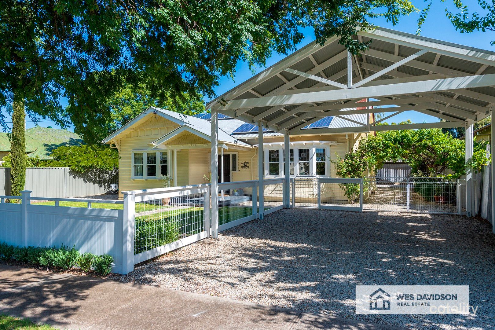 24 George St, Horsham, VIC 3400