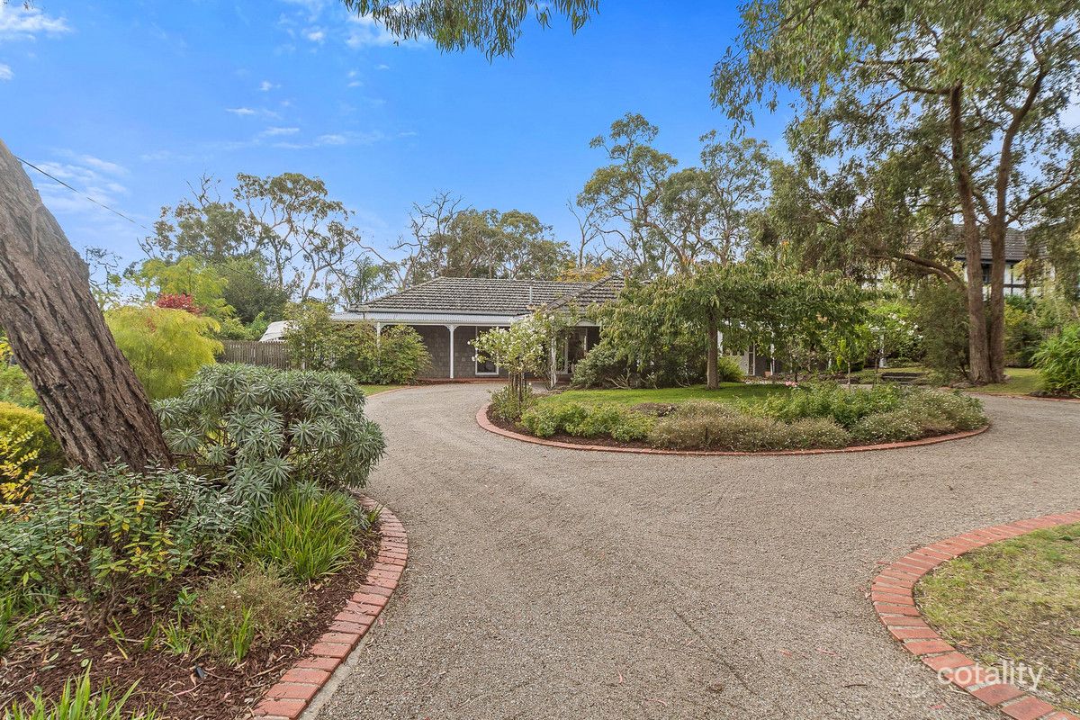 107 Mountain View Rd, Mount Eliza, VIC 3930