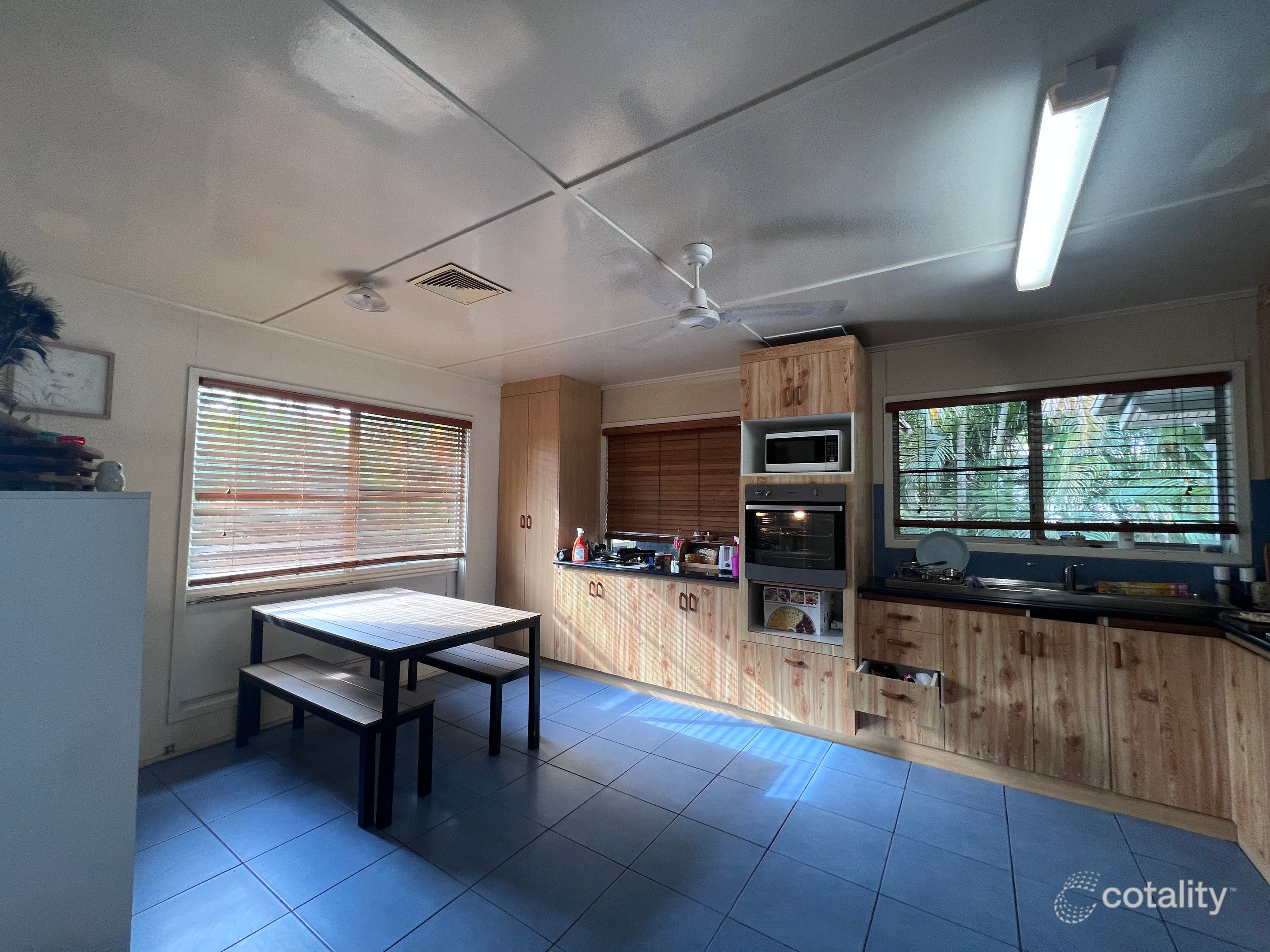 12 Harris Ct, Moranbah, QLD 4744