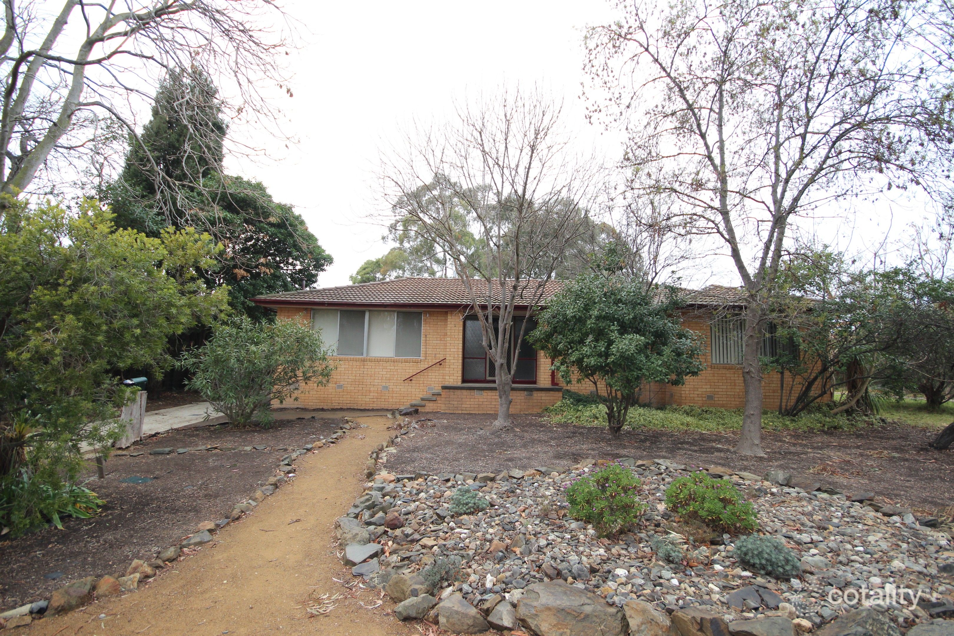 2 Laycock Pl, Holt, ACT 2615