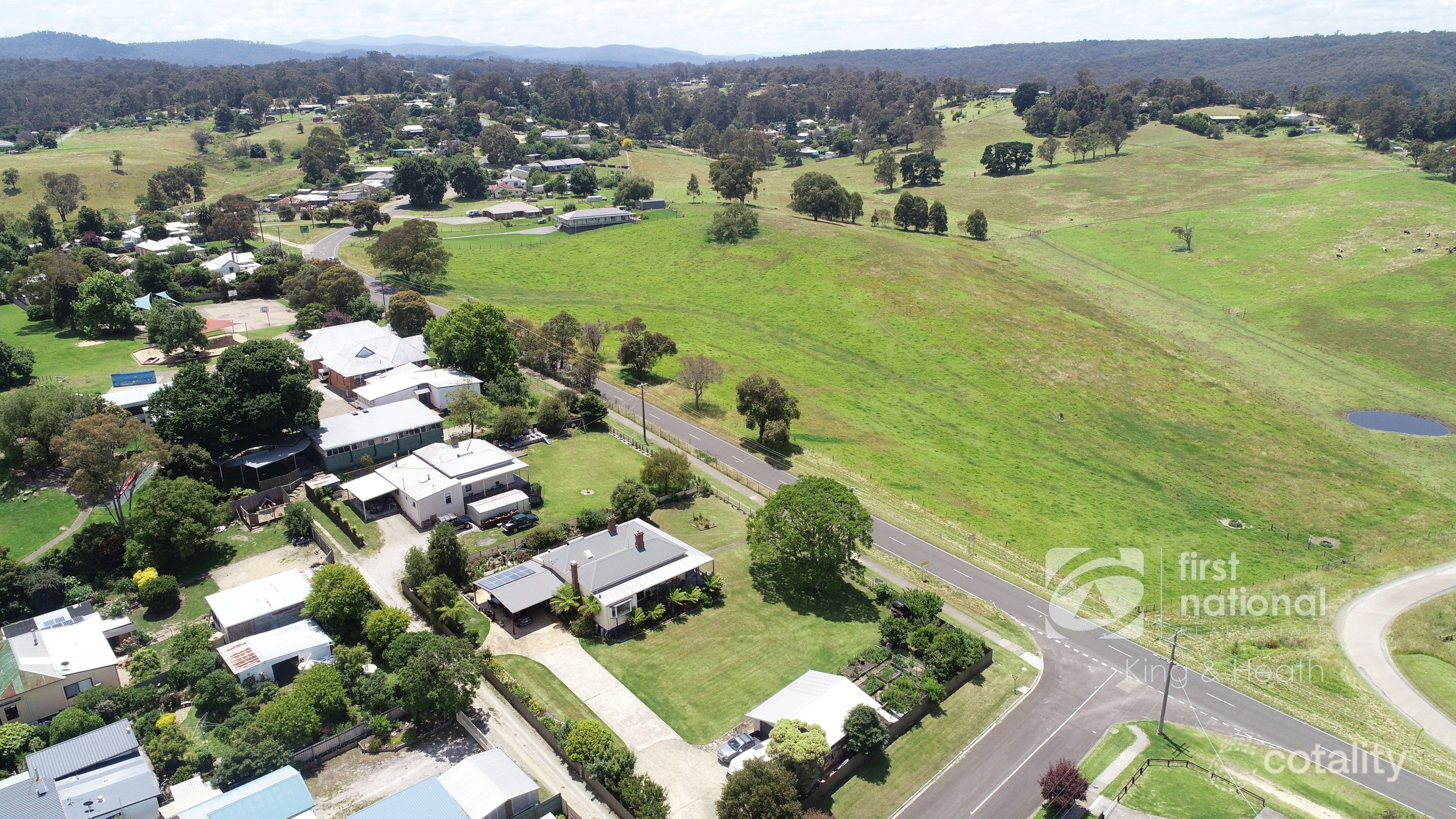 23-25 Great Alpine Rd, Bruthen, VIC 3885