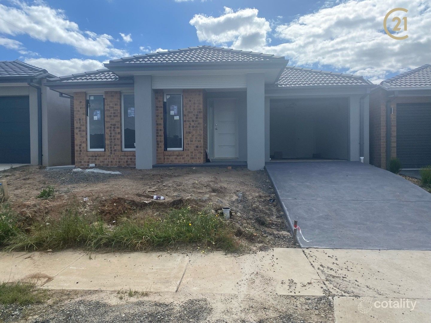 24 Gresall St, Clyde North, VIC 3978