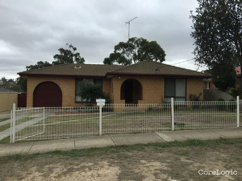 11 Mylson Ave, Broadford, VIC 3658