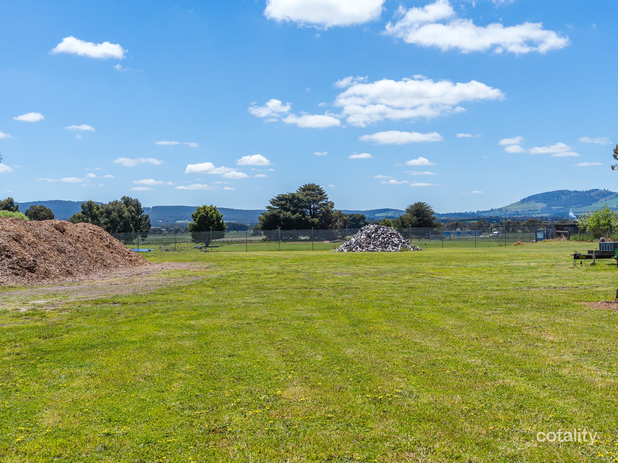 24 Noel St, Lancefield, VIC 3435