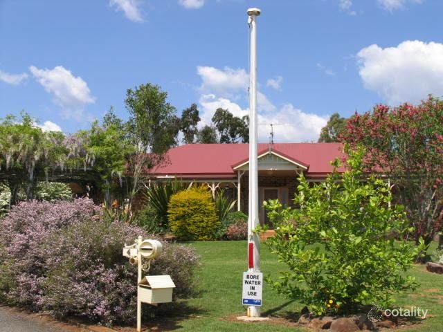 4 Pamela Ct, Highfields, QLD 4352