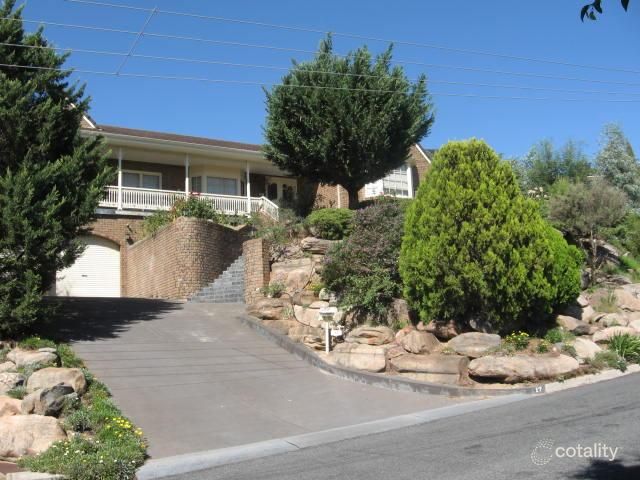 17 Woodhouse Cres, Wattle Park, SA 5066