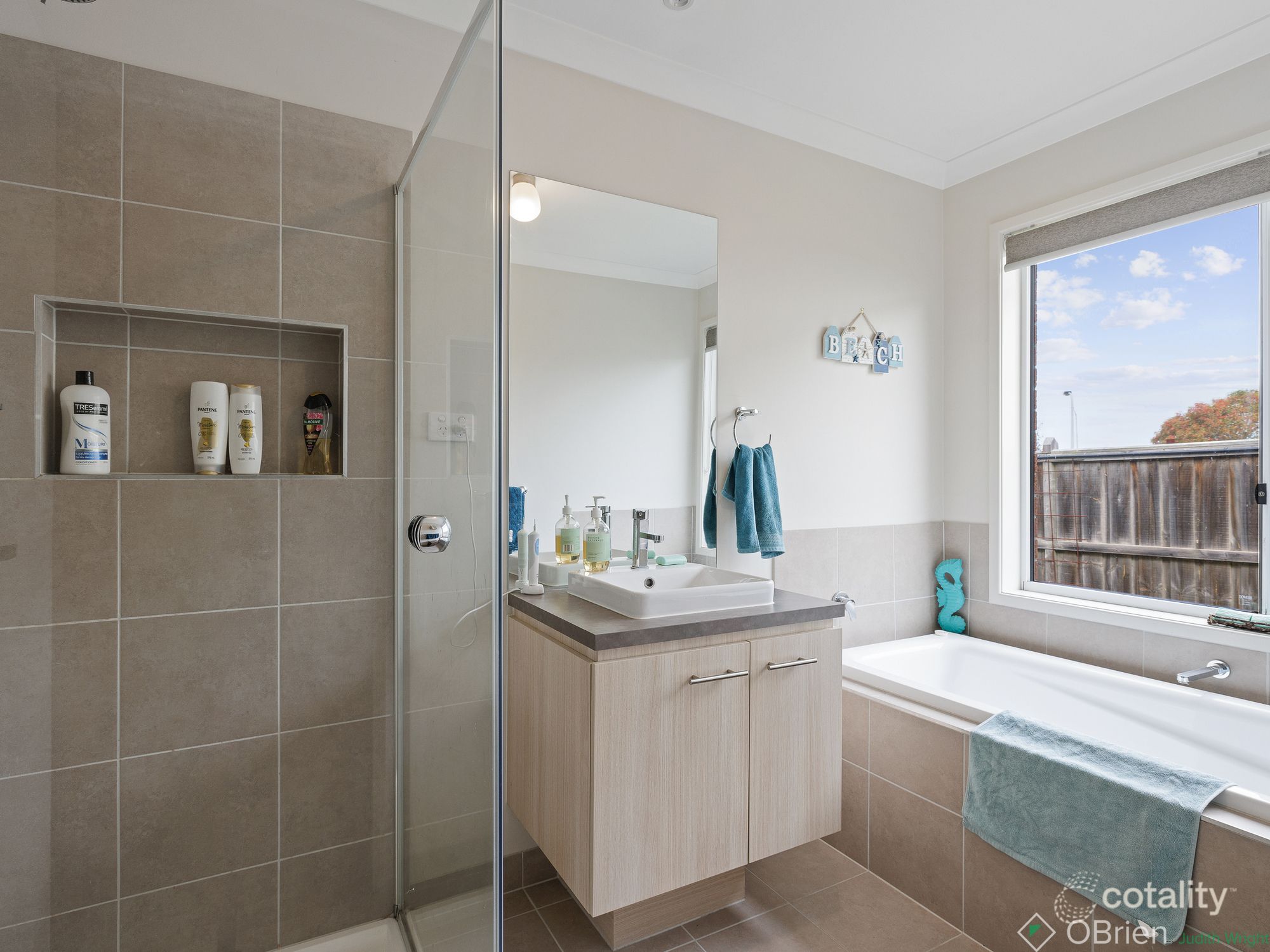 6 Pasadena Dr, Cowes, VIC 3922