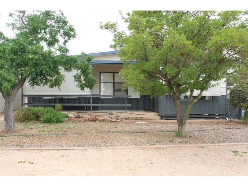 1 Fifth St, Napperby, SA 5540