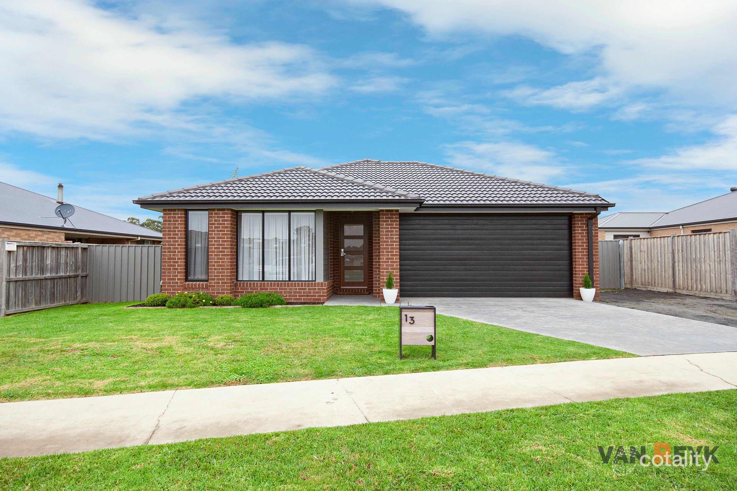 13 Brolga St, Bairnsdale, VIC 3875