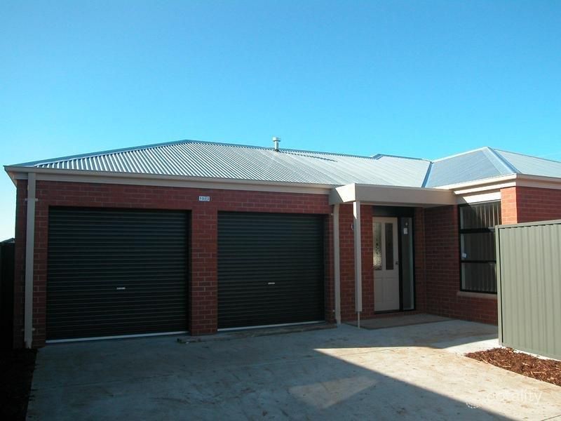 2/10 Bella Julia Pl, Lara, VIC 3212