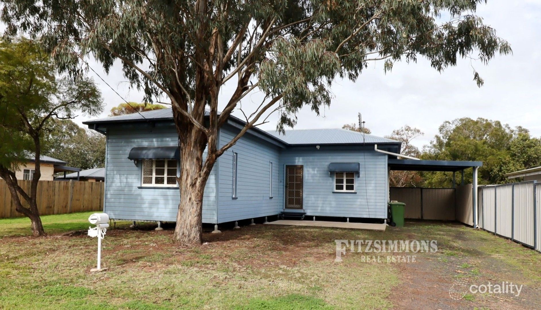 11 Wooburn St, Dalby, QLD 4405