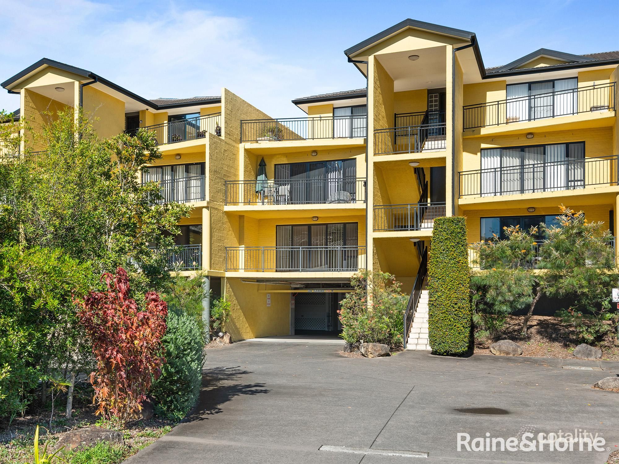 23/2 Adcock Ave, West Gosford, NSW 2250