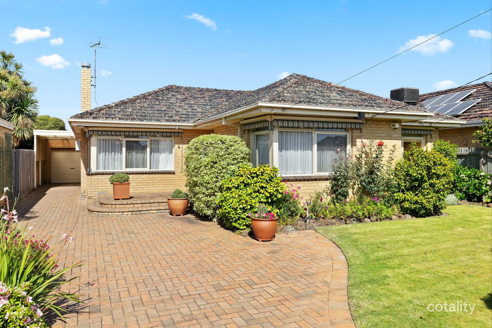 10 Millis Ave, Bentleigh East, VIC 3165