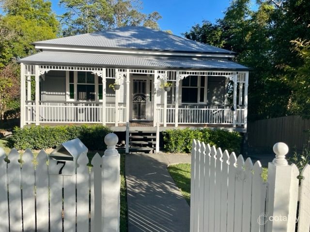 7 Mill St, Pomona, QLD 4568