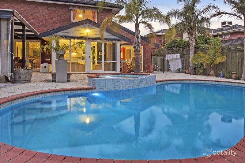 56 Kingston Dr, Dingley Village, VIC 3172