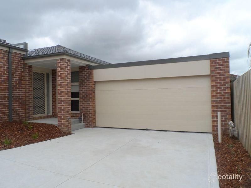 2/13 Norman Rd, Croydon, VIC 3136