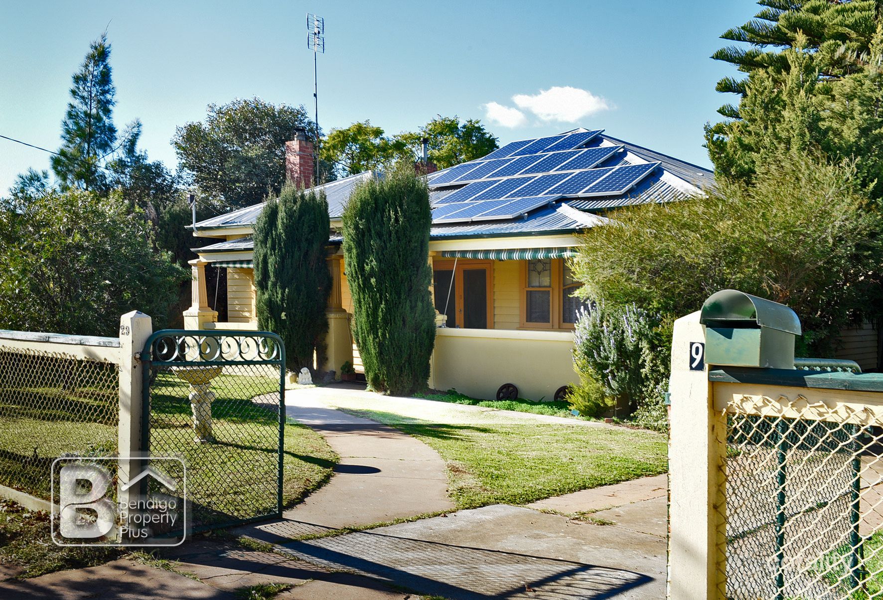 29 Waugh St, Charlton, VIC 3525