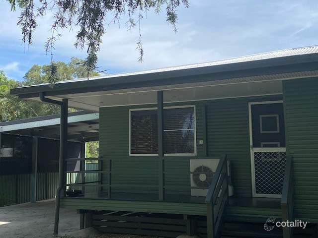 5 Palm St, Blackwater, QLD 4717